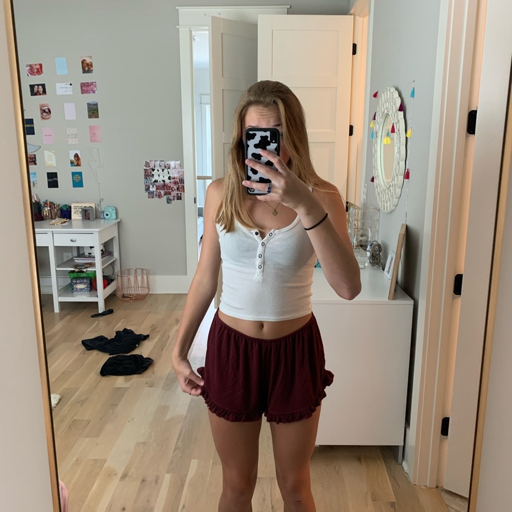 Brandy Melville red flowy shorts